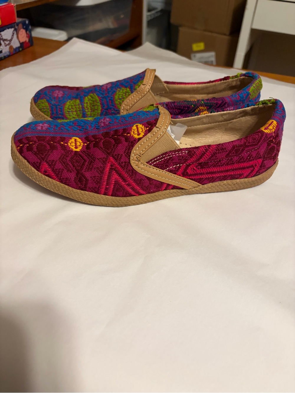 Embroidery I AM Shoes Slip-On Sneakers Boho Casual size 9 Festival
